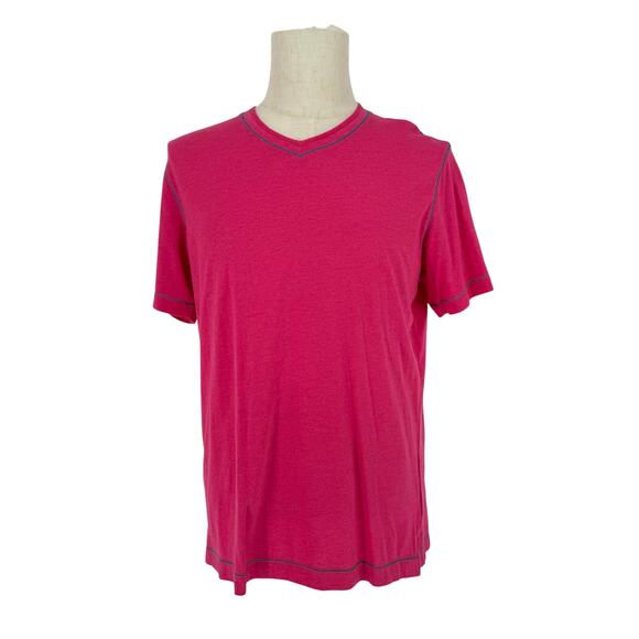Robert Graham Maxfield Short Sleeve V-Neck T-Shirt Raspberry Dark Pink M - Picture 1 of 6